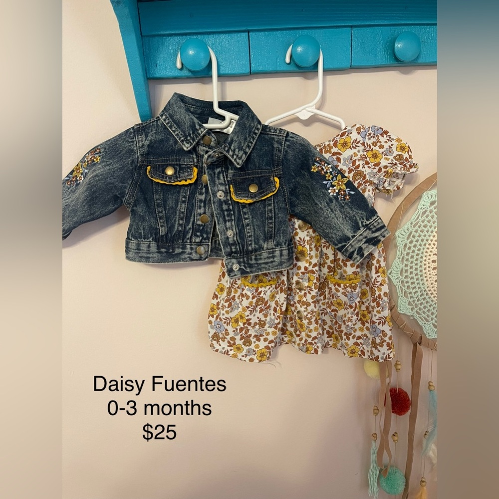 Daisy Fuentes baby 3 piece set